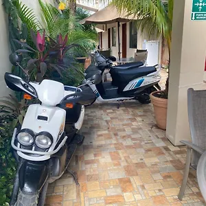 Hotel Malix Pek