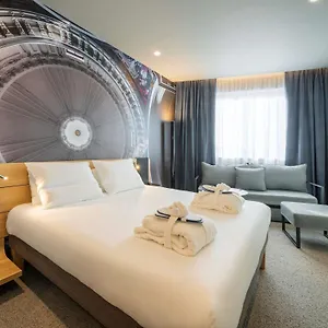 Novotel 20 Belleville 4* Paříž