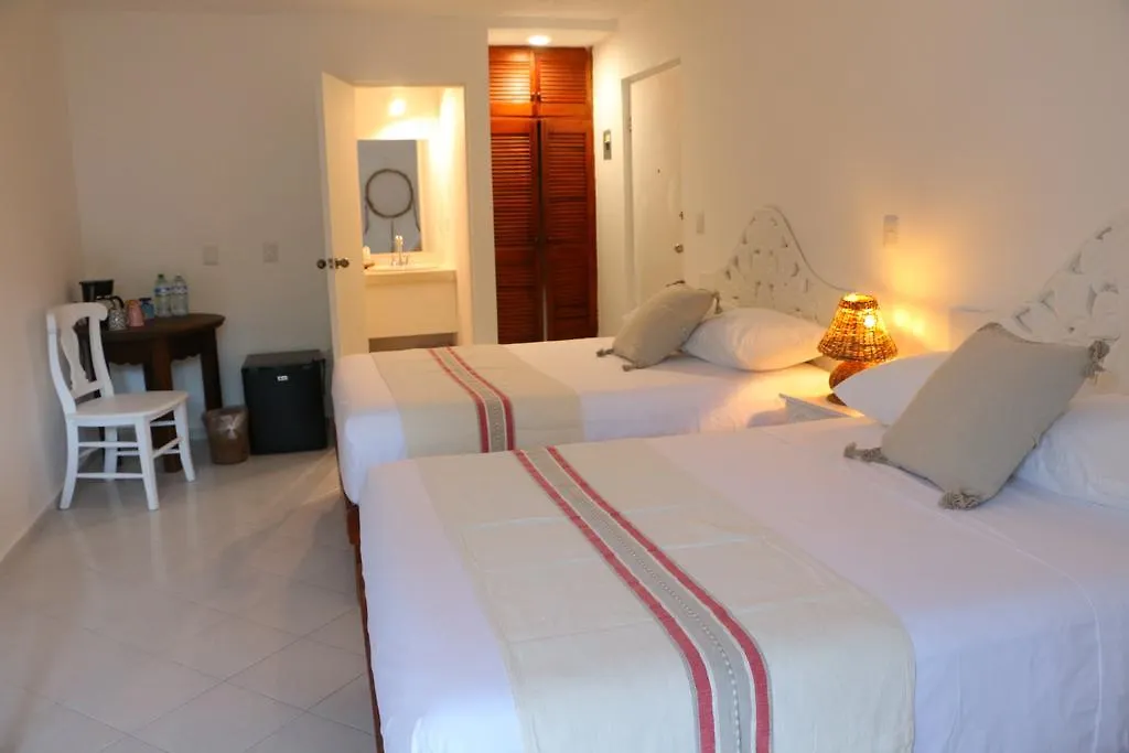 Hotel El Capitan Tulum 3*,  Mexico
