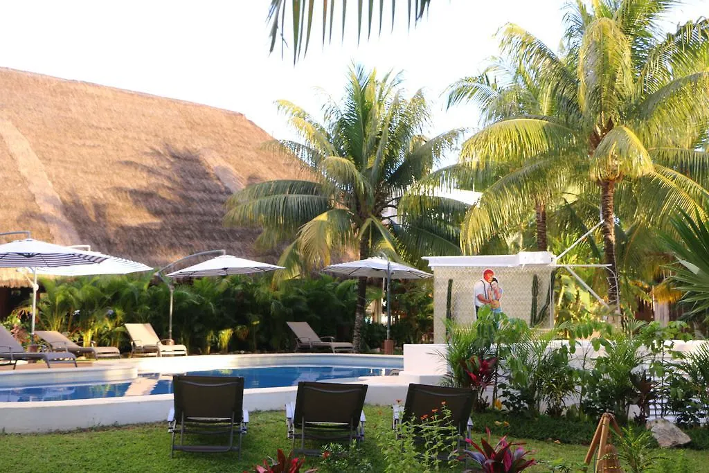 *** Guest house Hotel El Capitan Tulum Mexico